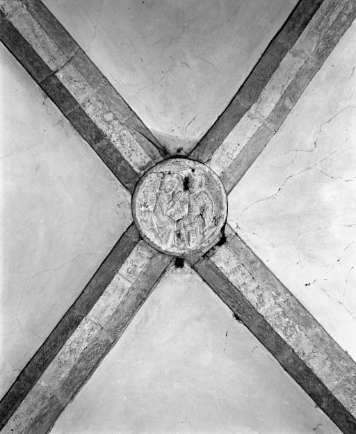 Bras gauche du transept, clef de voûte © Jean-Luc Duthu / Région Bourgogne-Franche-Comté, Inventaire du patrimoine - 1986