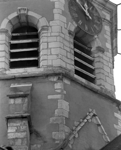 Clocher, détail © Jean-Luc Duthu / Région Bourgogne-Franche-Comté, Inventaire du patrimoine - 1986