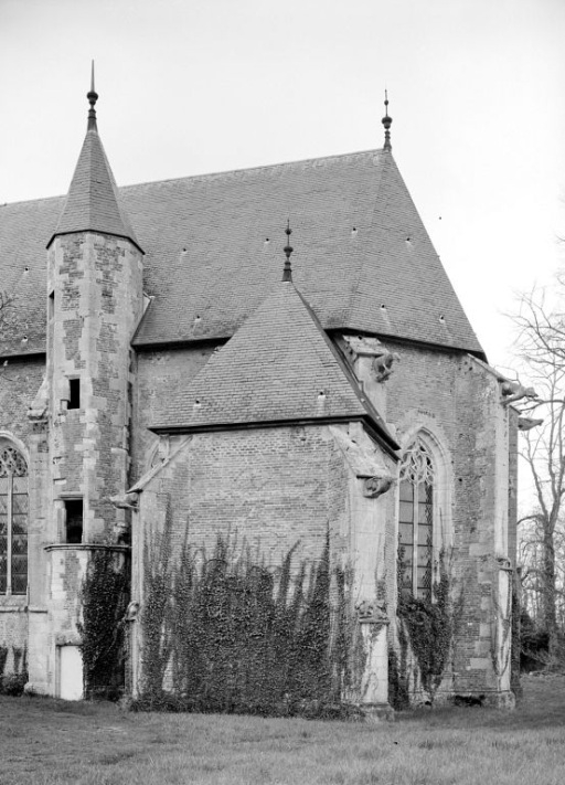 château © Michel Rosso / Région Bourgogne-Franche-Comté, Inventaire du patrimoine - 1987