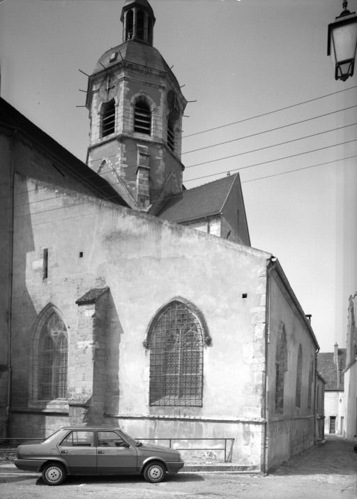 Sacristie, mur postérieur © Michel Thierry / Région Bourgogne-Franche-Comté, Inventaire du patrimoine - 1987