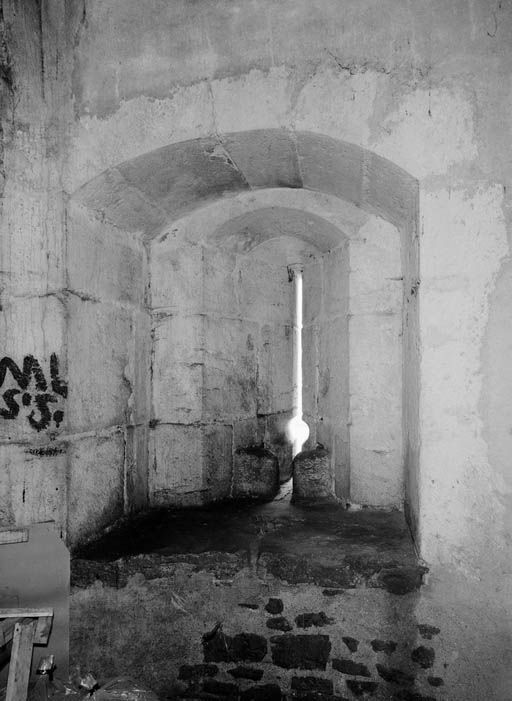 fortification d'agglomération © Michel Rosso / Région Bourgogne-Franche-Comté, Inventaire du patrimoine - 1988  fortification d'agglomération © Michel Rosso / Région Bourgogne-Franche-Comté, Inventaire du patrimoine - 1988