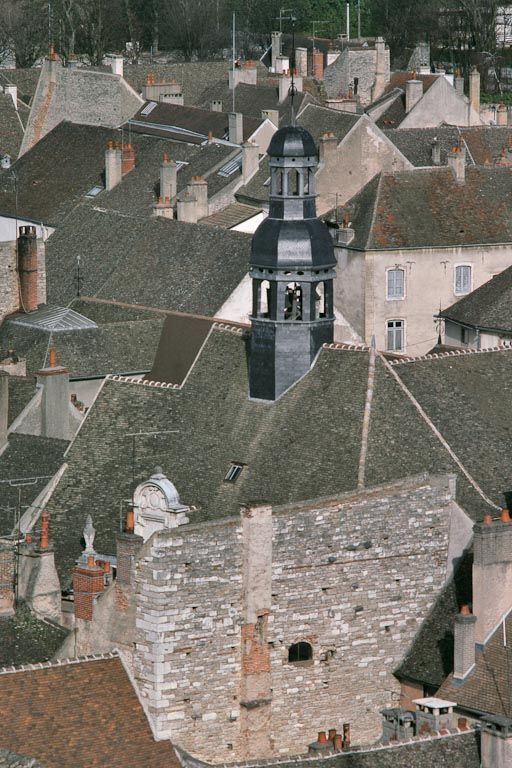 Vue d'ensemble prise du clocher de la Collégiale Notre-Dame. © Michel Thierry / Région Bourgogne-Franche-Comté, Inventaire du patrimoine - 1988