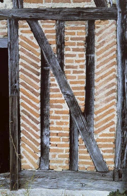 ferme © Michel Rosso / Région Bourgogne-Franche-Comté, Inventaire du patrimoine - 1988  ferme © Michel Rosso / Région Bourgogne-Franche-Comté, Inventaire du patrimoine - 1988