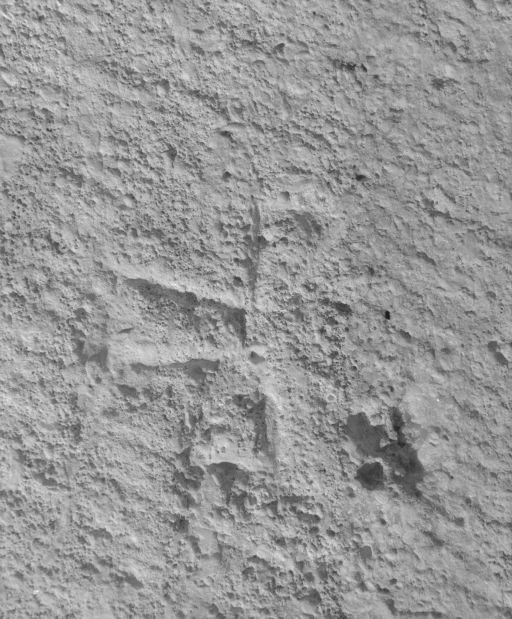 Ancienne salle Notre-Dame : signe lapidaire (encadrement de fenêtre, intérieur). © Michel Rosso / Région Bourgogne-Franche-Comté, Inventaire du patrimoine - 1990