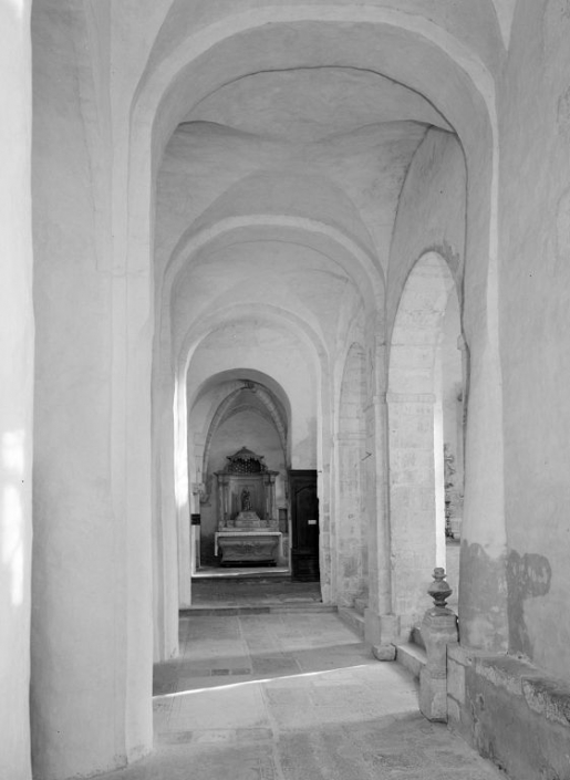  collégiale © Jean-Luc Duthu / Région Bourgogne-Franche-Comté, Inventaire du patrimoine - 1993