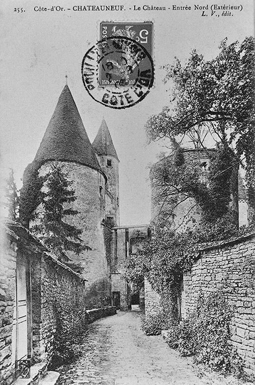  château fort © Michel Thierry / Région Bourgogne-Franche-Comté, Inventaire du patrimoine - 1994