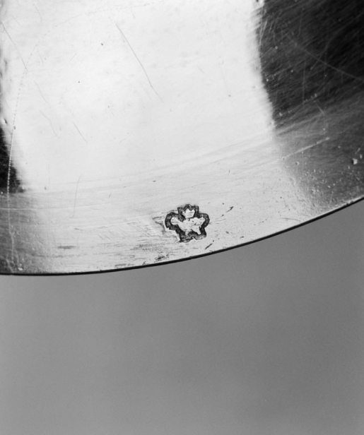 Détail : poinçon de décharge. © Michel Rosso / Région Bourgogne-Franche-Comté, Inventaire du patrimoine - 1995