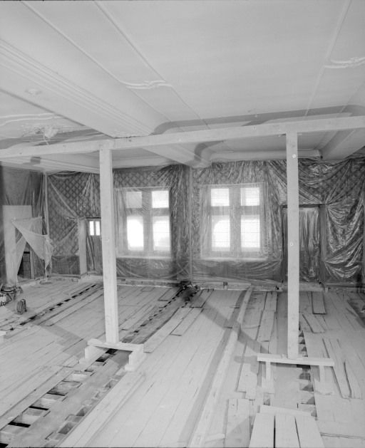 Chambre du Roi (travaux de 1995). © Michel Rosso / Région Bourgogne-Franche-Comté, Inventaire du patrimoine - 1995