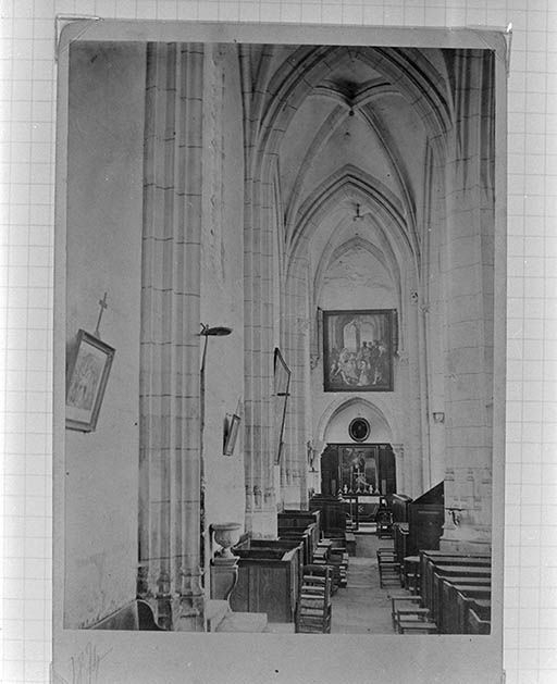 Collatéral gauche en 1894. Photo ancienne. © Jean-Luc Duthu / Région Bourgogne-Franche-Comté, Inventaire du patrimoine - 1995