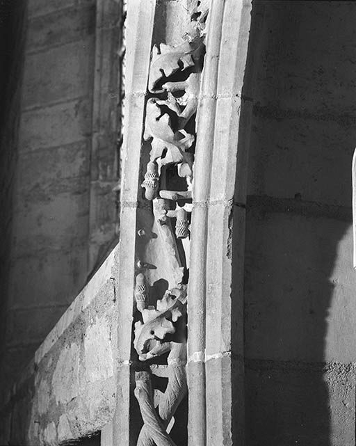 Choeur, arcade droite, détail du décor. © Jean-Luc Duthu / Région Bourgogne-Franche-Comté, Inventaire du patrimoine - 1995