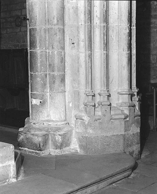 Choeur, pilier antérieur gauche. © Jean-Luc Duthu / Région Bourgogne-Franche-Comté, Inventaire du patrimoine - 1995