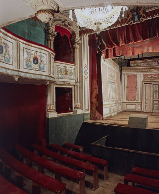 théâtre © Michel Rosso / Région Bourgogne-Franche-Comté, Inventaire du patrimoine - 1996