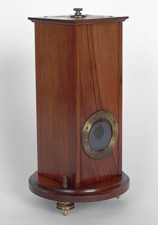  instrument de mesure de forces électromotrices © Michel Thierry / Région Bourgogne-Franche-Comté, Inventaire du patrimoine - 2000