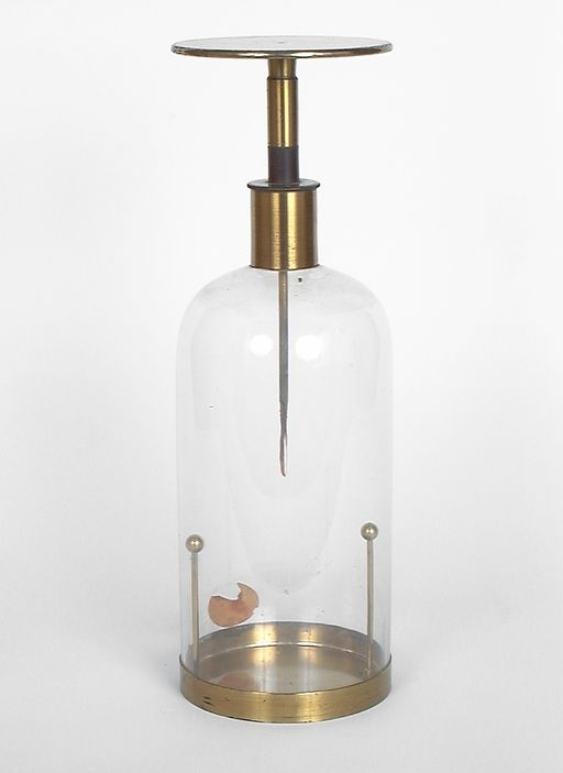  instrument de démonstration en électrostatique © Michel Thierry / Région Bourgogne-Franche-Comté, Inventaire du patrimoine - 2000