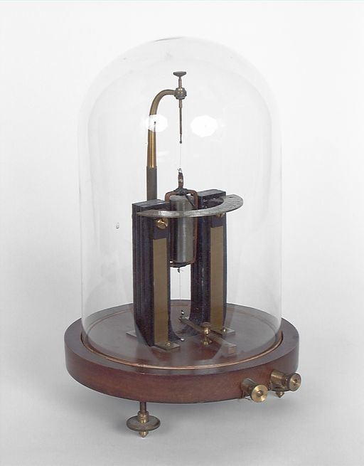  instrument de mesure électromagnétique © Michel Thierry / Région Bourgogne-Franche-Comté, Inventaire du patrimoine - 2000