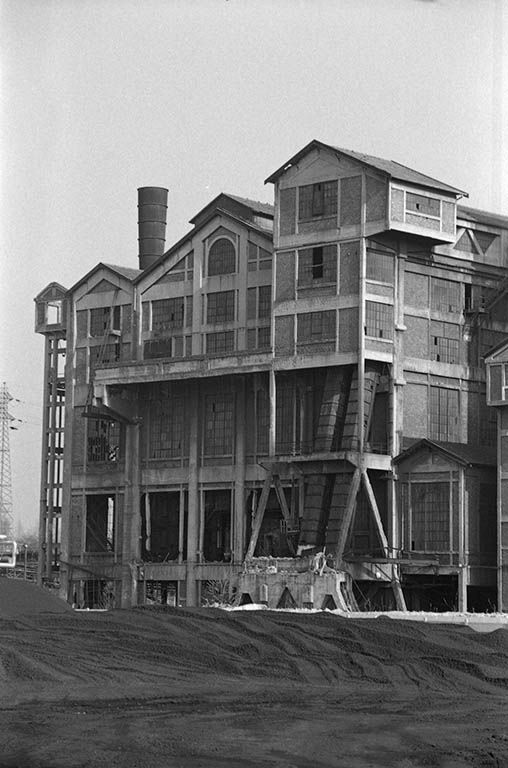 La chaufferie de Lucy II construite en 1923-1924, pignons sud. © Frédéric Pillet / Région Bourgogne-Franche-Comté, Inventaire du patrimoine - 2000