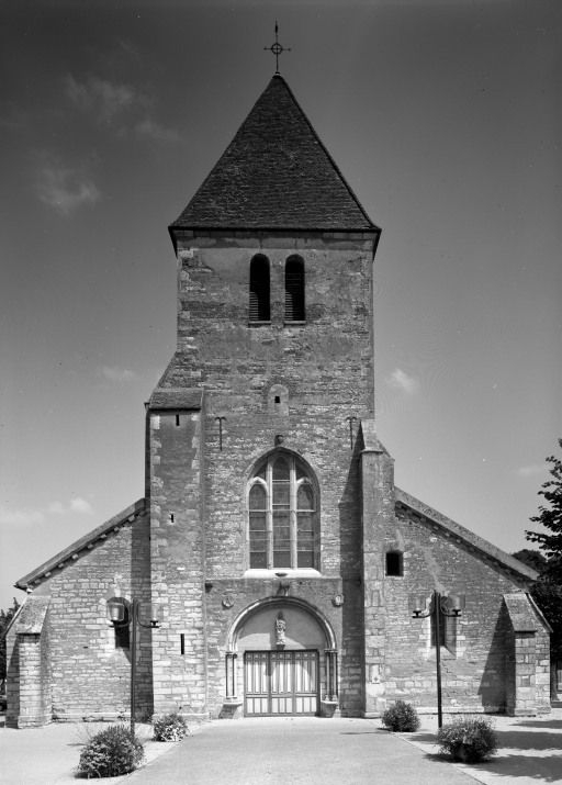 Façade. © Michel Rosso / Région Bourgogne-Franche-Comté, Inventaire du patrimoine - 2001