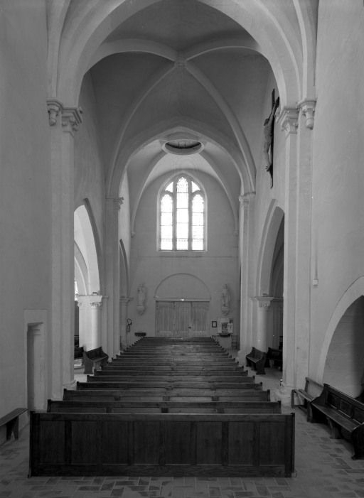 Vue d'ensemble depuis le choeur. © Michel Rosso / Région Bourgogne-Franche-Comté, Inventaire du patrimoine - 2001
