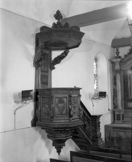 Vue de trois-quarts. © Michel Rosso / Région Bourgogne-Franche-Comté, Inventaire du patrimoine - 2001