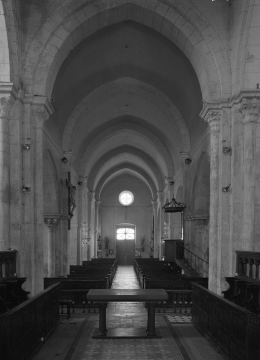 Vue d'ensemble depuis le choeur. © Michel Rosso / Région Bourgogne-Franche-Comté, Inventaire du patrimoine - 2001
