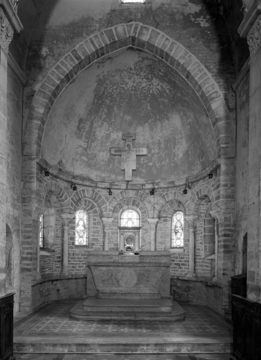 Abside du choeur. © Michel Rosso / Région Bourgogne-Franche-Comté, Inventaire du patrimoine - 2001