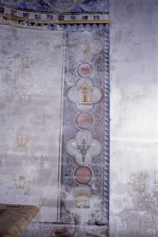 Décor peint de l'absidiole du bas-côté droit. © Michel Rosso / Région Bourgogne-Franche-Comté, Inventaire du patrimoine - 2001