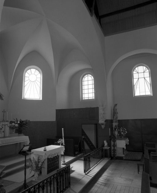 Choeur, mur droit. © Michel Rosso / Région Bourgogne-Franche-Comté, Inventaire du patrimoine - 2001