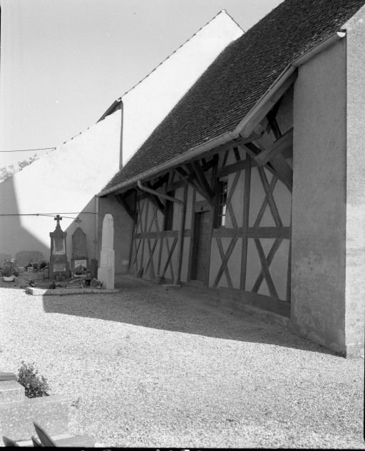 Elévation gauche de la nef. © Michel Rosso / Région Bourgogne-Franche-Comté, Inventaire du patrimoine - 2001
