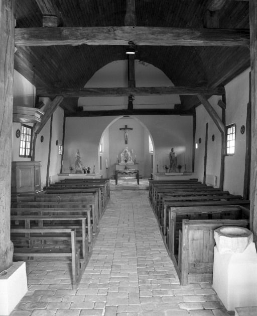 Vue d'ensemble prise de l'entrée. © Michel Rosso / Région Bourgogne-Franche-Comté, Inventaire du patrimoine - 2001