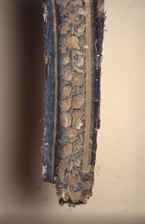 Tapisserie, vestige de bordure. © Michel Rosso / Région Bourgogne-Franche-Comté, Inventaire du patrimoine - 2001
