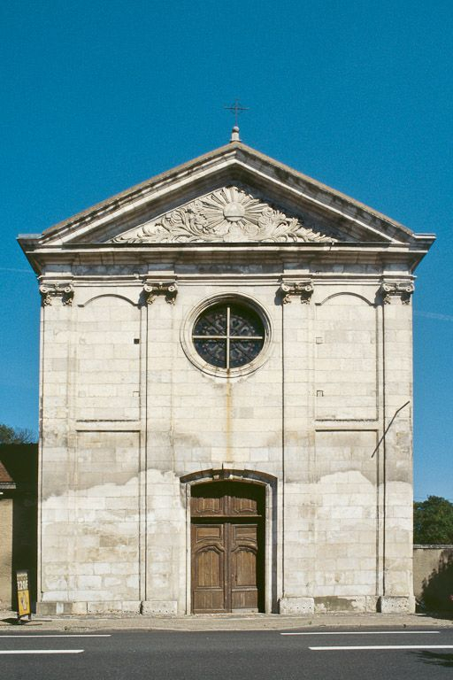 Façade de la chapelle. © Jean-Luc Duthu / Région Bourgogne-Franche-Comté, Inventaire du patrimoine - 2001