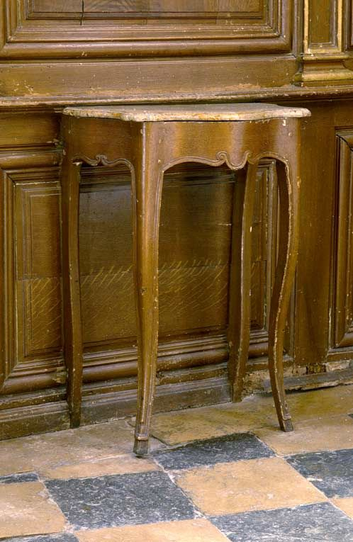 Vue d'une table d'applique. © Michel Thierry / Région Bourgogne-Franche-Comté, Inventaire du patrimoine - 2002