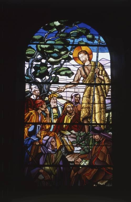 Vitrail gauche du choeur : Prédication de saint Jean-Baptiste. © Michel Rosso / Région Bourgogne-Franche-Comté, Inventaire du patrimoine - 2002