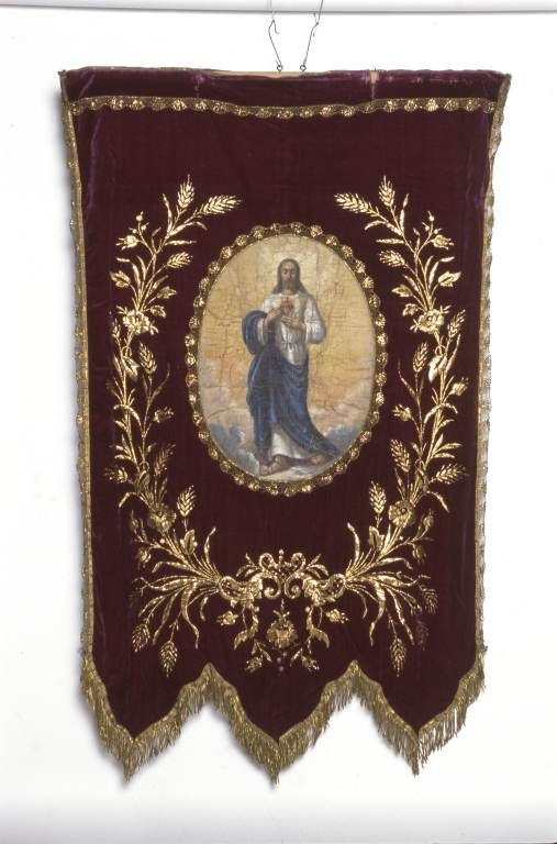 Bannière : côté Sacré-Coeur. © Michel Rosso / Région Bourgogne-Franche-Comté, Inventaire du patrimoine - 2002