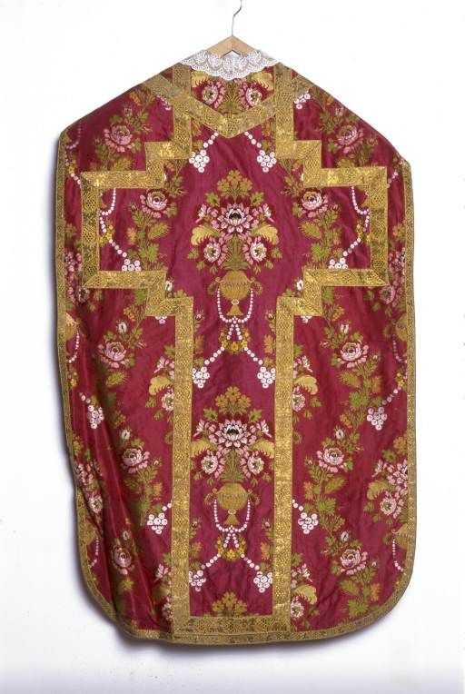 Chasuble. © Michel Rosso / Région Bourgogne-Franche-Comté, Inventaire du patrimoine - 2002