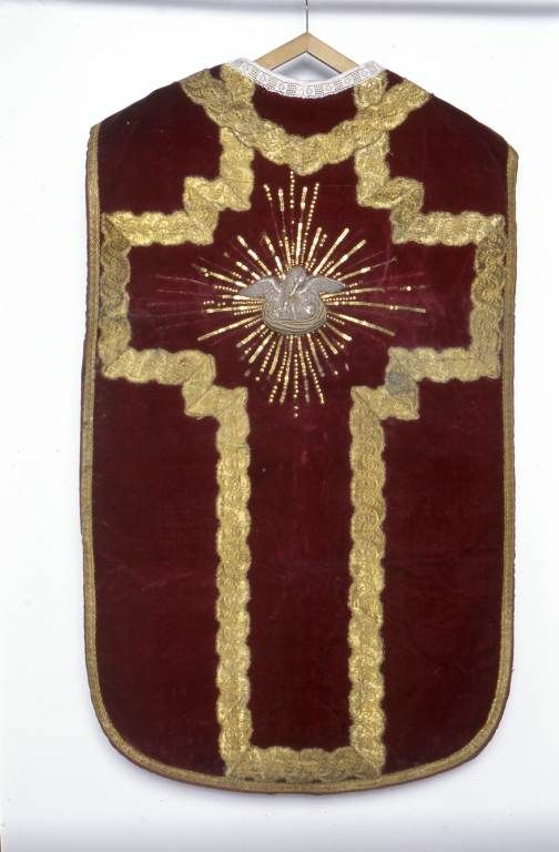 Chasuble. © Michel Rosso / Région Bourgogne-Franche-Comté, Inventaire du patrimoine - 2002