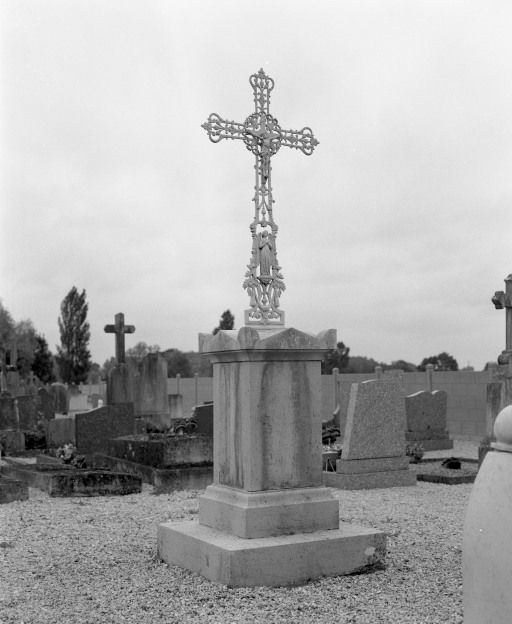 Vue d'ensemble. © Michel Rosso / Région Bourgogne-Franche-Comté, Inventaire du patrimoine - 2002