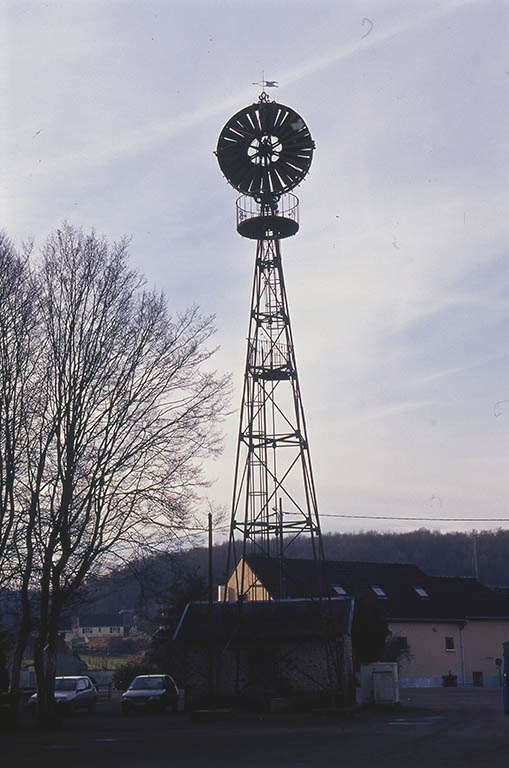 Vue d'ensemble prise de l'est. © Jean-Luc Duthu / Région Bourgogne-Franche-Comté, Inventaire du patrimoine - 2002