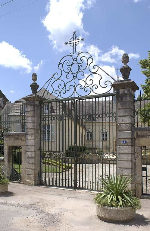 Portail d'entrée. © Michel Thierry / Région Bourgogne-Franche-Comté, Inventaire du patrimoine - 2003