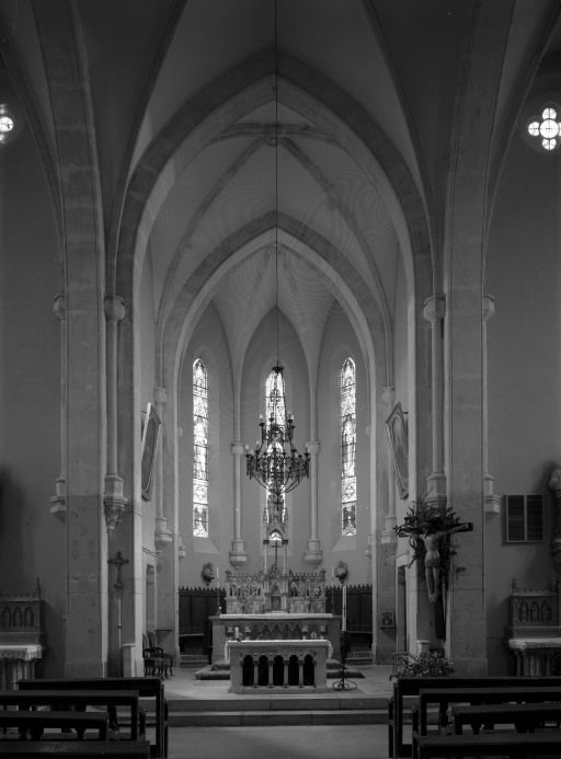 Vue rapprochée du choeur. © Michel Rosso / Région Bourgogne-Franche-Comté, Inventaire du patrimoine - 2003