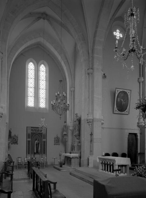 Vue du transept prise du bras droit. © Michel Rosso / Région Bourgogne-Franche-Comté, Inventaire du patrimoine - 2003