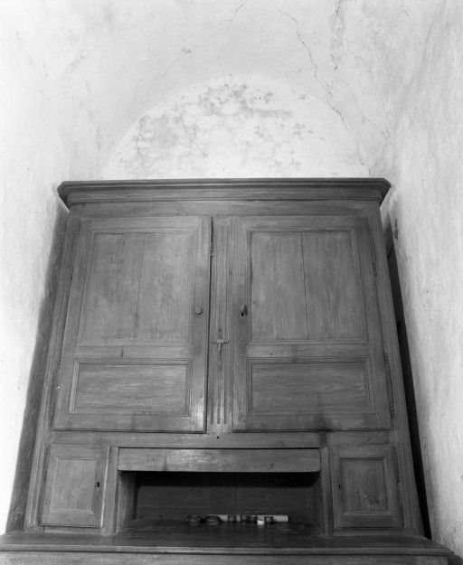 Sacristie droite, mur postérieur. © Michel Rosso / Région Bourgogne-Franche-Comté, Inventaire du patrimoine - 2003