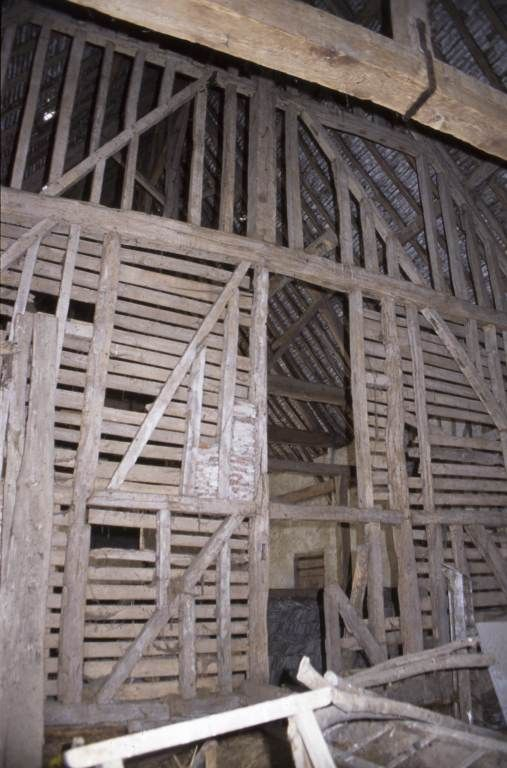 Grandes dépendances, cloison. © Michel Rosso / Région Bourgogne-Franche-Comté, Inventaire du patrimoine - 2003