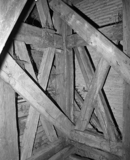 Charpente du beffroi. © Michel Rosso / Région Bourgogne-Franche-Comté, Inventaire du patrimoine - 2003