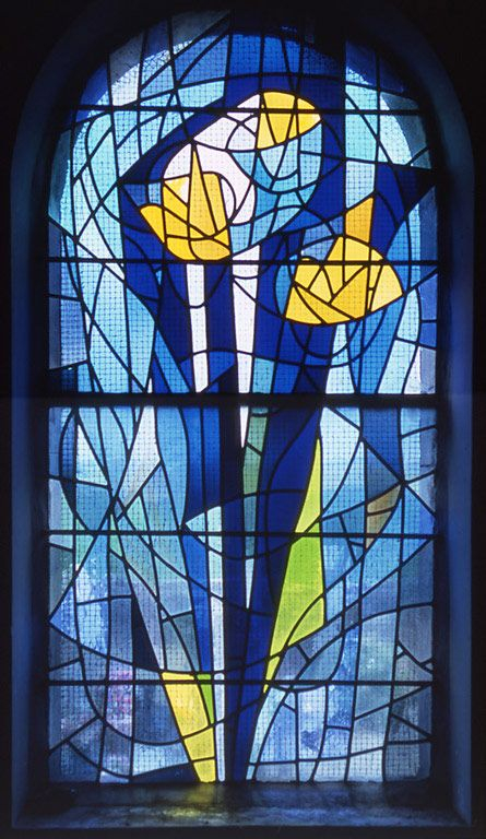 Vitrail de la chapelle de la Vierge. © Michel Rosso / Région Bourgogne-Franche-Comté, Inventaire du patrimoine - 2003