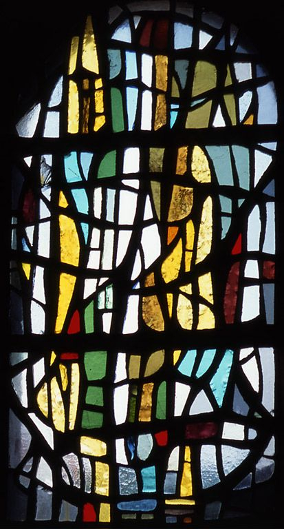 Vitrail droit du choeur. © Michel Rosso / Région Bourgogne-Franche-Comté, Inventaire du patrimoine - 2003
