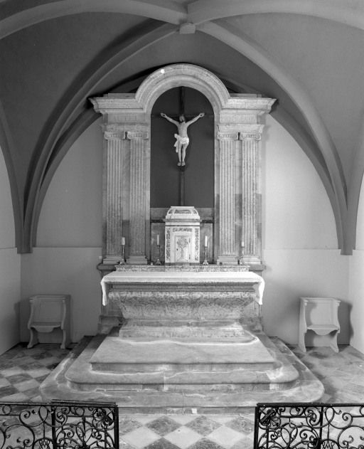 Maître-autel et son retable. © Michel Rosso / Région Bourgogne-Franche-Comté, Inventaire du patrimoine - 2003