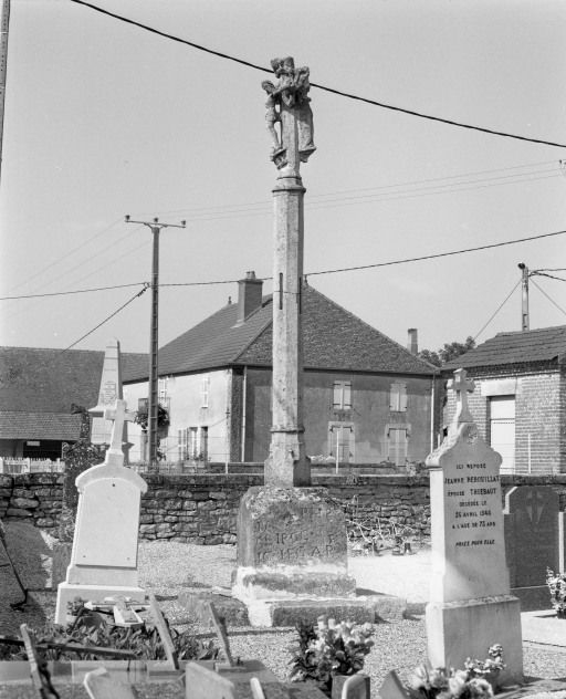 Vue d'ensemble. © Michel Rosso / Région Bourgogne-Franche-Comté, Inventaire du patrimoine - 2003