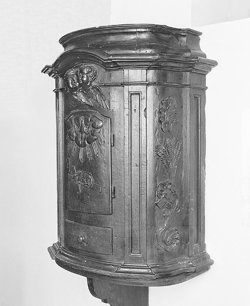 Vue de trois-quarts gauche. © Michel Rosso / Région Bourgogne-Franche-Comté, Inventaire du patrimoine - 2003