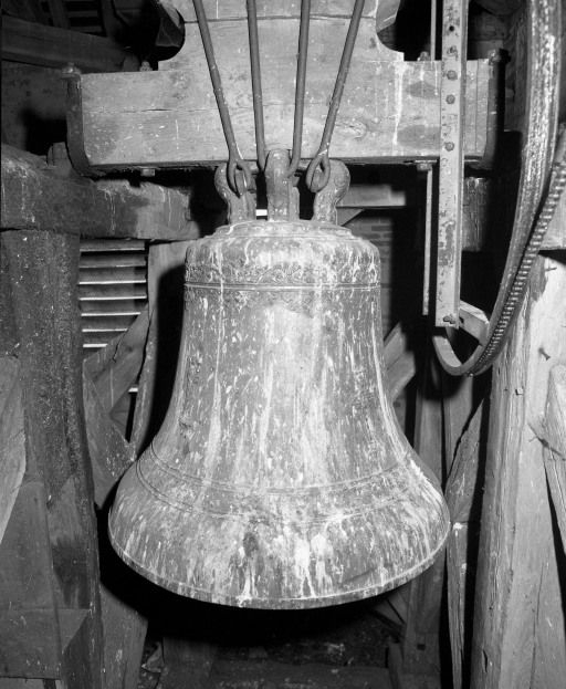 Cloche refondue en 1976. © Michel Rosso / Région Bourgogne-Franche-Comté, Inventaire du patrimoine - 2003